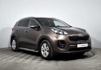 Подержанный автомобиль Kia Sportage 2017 года (3 фото)