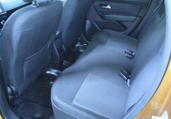 Подержанный автомобиль Renault Duster 2022 года (11 фото)