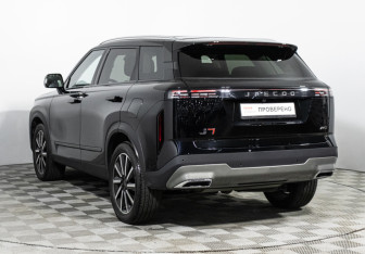 Подержанный автомобиль Jaecoo J7 2023 года (7 фото)