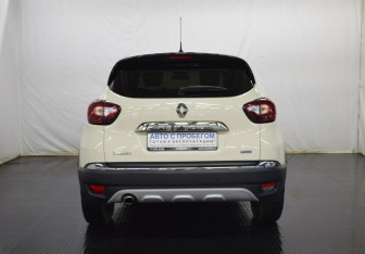 Подержанный автомобиль Renault Kaptur 2019 года (6 фото)