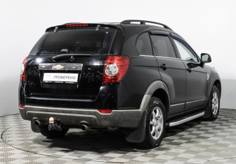 Подержанный автомобиль Chevrolet Captiva 2007 года (5 фото)