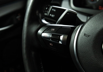 Подержанный автомобиль BMW X6 2017 года (24 фото)