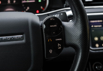 Подержанный автомобиль Land Rover Range Rover Evoque 2020 года (8 фото)