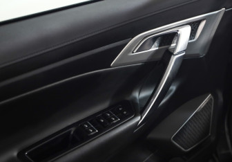 Подержанный автомобиль Geely Atlas 2018 года (24 фото)