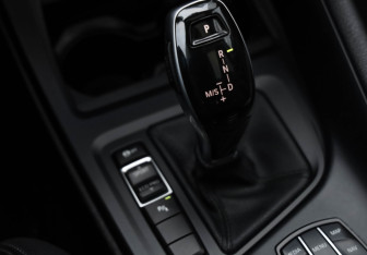 Подержанный автомобиль BMW X1 2018 года (20 фото)