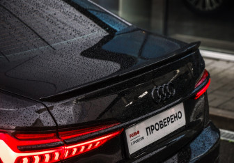 Подержанный автомобиль Audi A6 Sedan 2020 года (11 фото)
