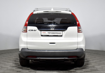 Подержанный автомобиль Honda CR-V 2013 года (6 фото)