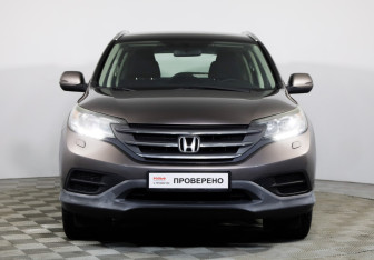 Подержанный автомобиль Honda CR-V 2013 года (8 фото)