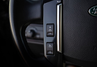 Подержанный автомобиль Land Rover Freelander 2011 года (13 фото)