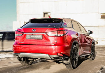 Подержанный автомобиль Lexus RX 2020 года (7 фото)