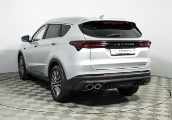 Подержанный автомобиль Jetour X70 Plus 2024 года (7 фото)