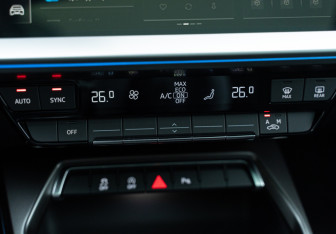 Новый Audi A3 Hatchback 2025 (39 фото)