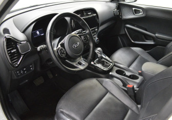 Подержанный автомобиль Kia Soul 2020 года (10 фото)