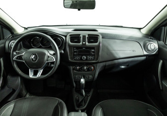 Подержанный автомобиль Renault Logan Sedan 2021 года (13 фото)