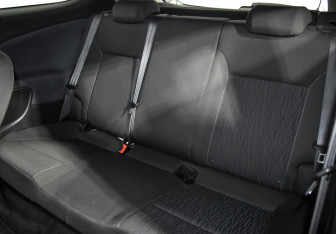 Подержанный автомобиль Opel Astra Hatchback 2014 года (12 фото)