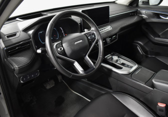 Подержанный автомобиль Haval Jolion 2021 года (9 фото)