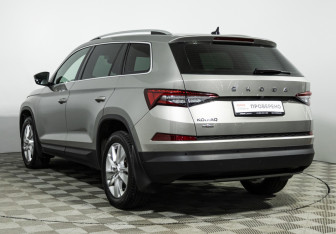 Подержанный автомобиль Skoda Kodiaq 2022 года (7 фото)