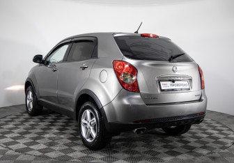 Подержанный автомобиль SsangYong Actyon 2013 года (7 фото)
