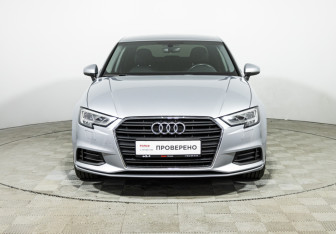 Подержанный автомобиль Audi A3 Sedan 2018 года (2 фото)