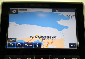 Подержанный автомобиль Toyota Land Cruiser Suv 2015 года (29 фото)