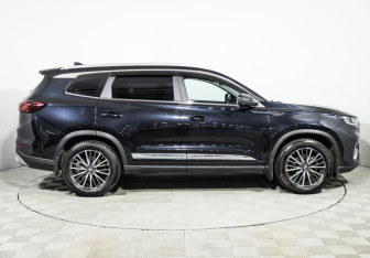 Подержанный автомобиль Chery Tiggo 8 Pro 2021 года (4 фото)