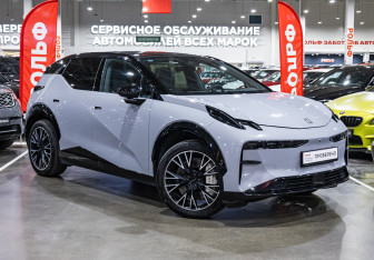 Подержанный автомобиль Zeekr X 2023 года (5 фото)