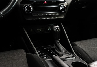 Подержанный автомобиль Hyundai Tucson 2018 года (14 фото)