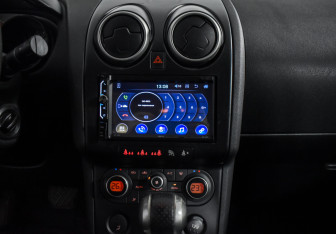 Подержанный автомобиль Nissan Qashqai 2008 года (16 фото)