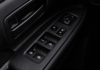 Подержанный автомобиль Mitsubishi Outlander 2016 года (17 фото)