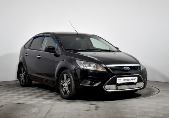 Подержанный автомобиль Ford Focus Hatchback 2010 года (3 фото)