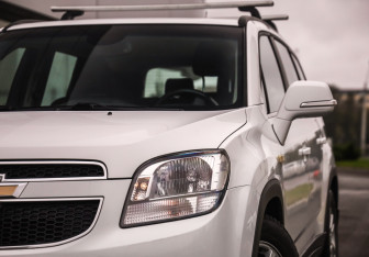 Подержанный автомобиль Chevrolet Orlando 2014 года (2 фото)