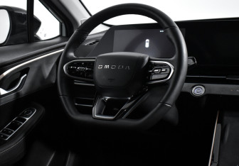 Подержанный автомобиль Omoda C5 2023 года (16 фото)