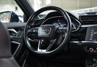 Подержанный автомобиль Audi Q3 Sportback 2021 года (15 фото)