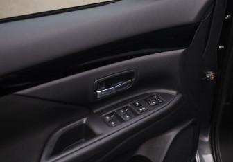 Подержанный автомобиль Mitsubishi Outlander 2021 года (25 фото)