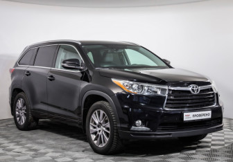 Подержанный автомобиль Toyota Highlander 2014 года (3 фото)