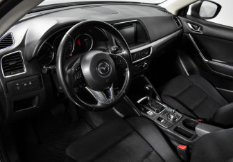 Подержанный автомобиль Mazda CX-5 2016 года (9 фото)