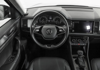 Подержанный автомобиль Skoda Kodiaq 2021 года (11 фото)