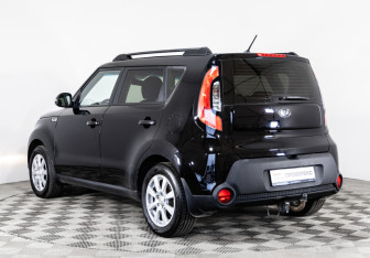 Подержанный автомобиль Kia Soul 2015 года (7 фото)