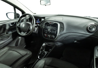 Подержанный автомобиль Renault Kaptur 2018 года (9 фото)