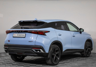 Подержанный автомобиль Omoda C5 2023 года (5 фото)