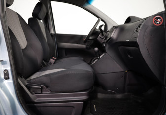 Подержанный автомобиль Hyundai Matrix 2008 года (19 фото)