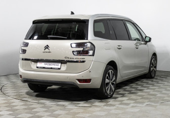 Подержанный автомобиль Citroen C4 SpaceTourer 2019 года (5 фото)