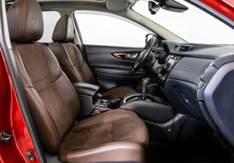 Подержанный автомобиль Toyota RAV4 2019 года (18 фото)