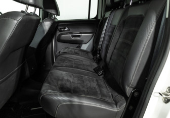 Подержанный автомобиль Volkswagen Amarok 2018 года (10 фото)