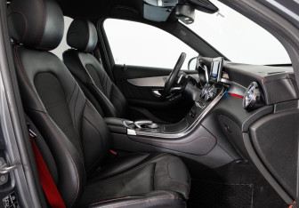 Подержанный автомобиль Mercedes-Benz GLC AMG 2016 года (31 фото)