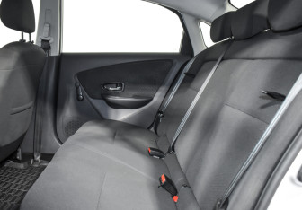 Подержанный автомобиль Nissan Almera Sedan 2016 года (11 фото)