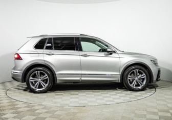 Подержанный автомобиль Volkswagen Tiguan 2018 года (4 фото)