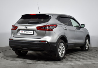 Подержанный автомобиль Nissan Qashqai 2018 года (5 фото)