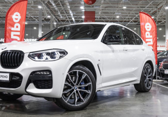 Подержанный автомобиль BMW X4 2020 года (3 фото)