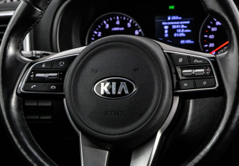 Подержанный автомобиль Kia Sportage 2021 года (11 фото)